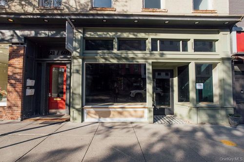 ground-floor-609 Warren Street, Hudson, NY, 12534 | Card Image