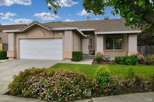 2361 Mountain View Ct, Fairfield, CA, 94534-1081 | Card Image