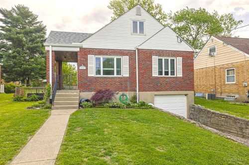 976 Woodbriar Lane, Cincinnati, OH, 45238 | Card Image