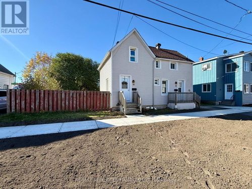 16 Seymour Avenue, Cornwall, ON, K6J4L7 | Card Image