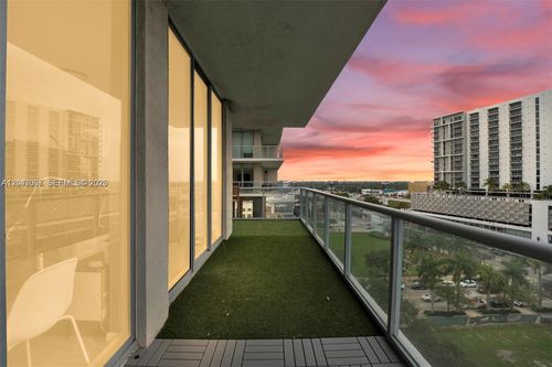 h0904-3470 E Coast Ave, Miami, FL, 33137-3986 | Card Image