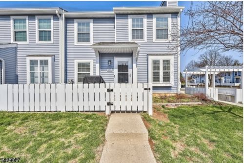 81 Almond Dr, Somerset, NJ, 08873-4225 | Card Image