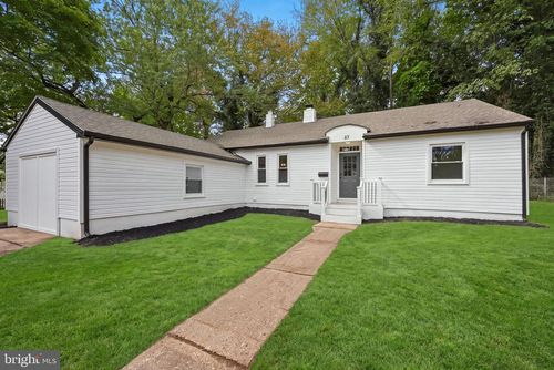 83 Natrona Avenue, Hamilton, NJ, 08619 | Card Image