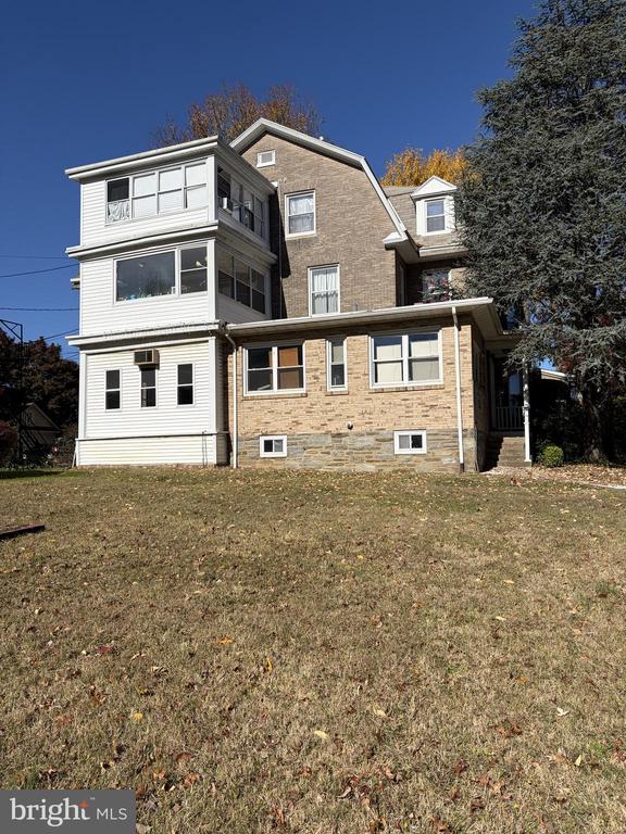 Residential Income in LANSDOWNE 4
