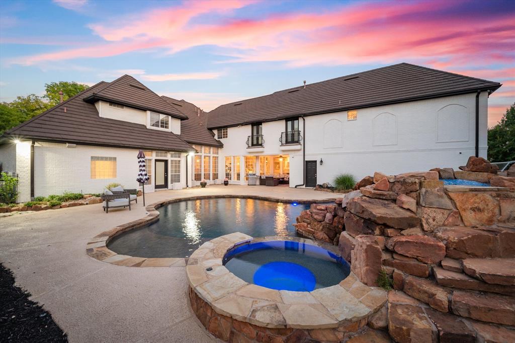 Westbury Dr, Colleyville, TX 76034