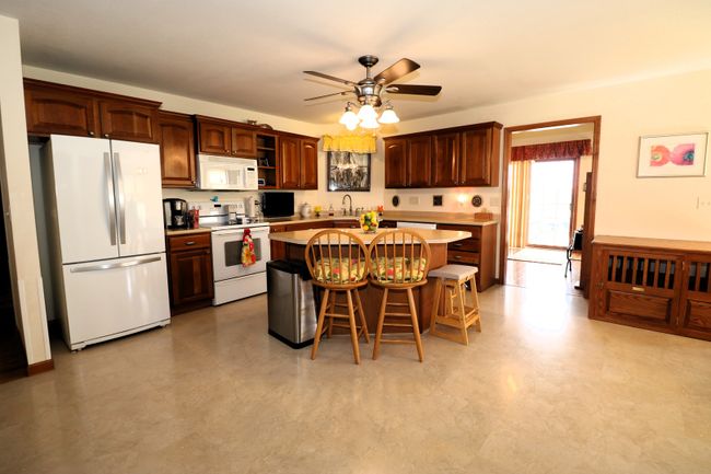 115 Marsh Hawk Dr, House other with 3 bedrooms, 4 bathrooms and 2 parking in Le Roy IL | Image 4