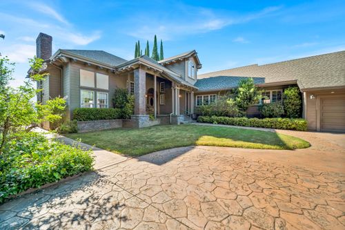 1744 Bechelli Ln, Redding, CA, 96002-0136 | Card Image