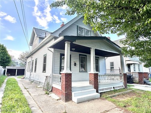 6531 Schaefer Ave, Cleveland, OH, 44103-1953 | Card Image