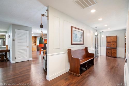 1802 Harvey Dr, Williamston, MI, 48895-9670 | Card Image