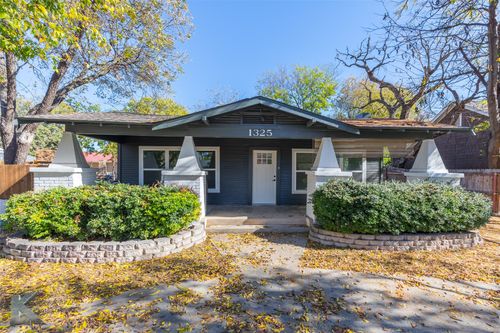 1325 Highland Ave, Abilene, TX, 79605-4213 | Card Image