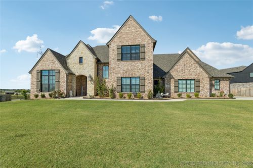 317 W 164th Pl S, Glenpool, OK, 74033-4491 | Card Image