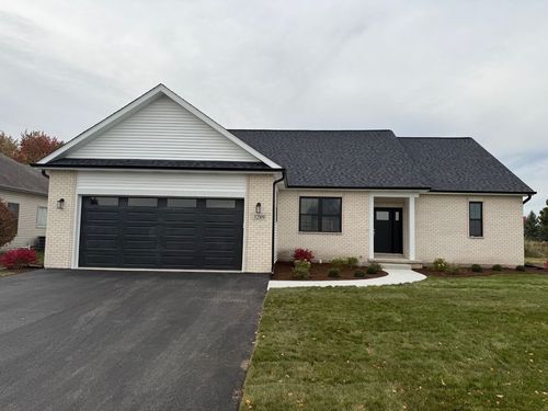 3289 Comstock Ave, DeKalb, IL, 60115-8294 | Card Image