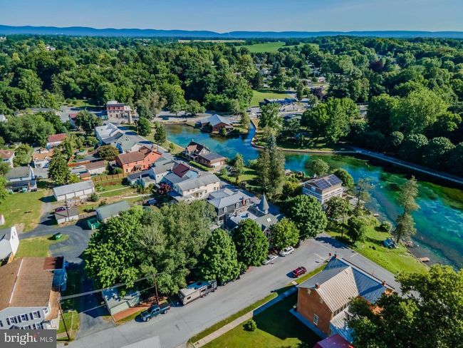 219 Front St, House other with 6 bedrooms, 5 bathrooms and null parking in BOILING SPRINGS PA | Image 56