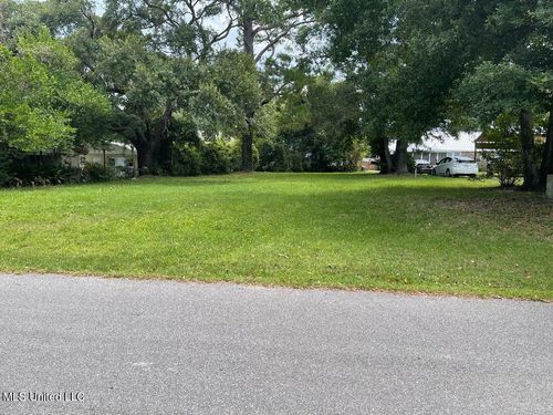 000 Graham Ave, Biloxi, MS, 39530 | Card Image