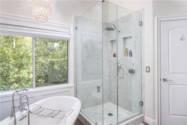 27705 Essex Pl, House other with 5 bedrooms, 3 bathrooms and 3 parking in Valencia CA | Image 32