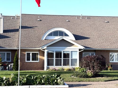 4-713 Coursol Rd, Sturgeon Falls, ON, P2B2Z2 | Card Image