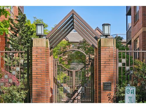 226-1500 Sw Park Ave, Portland, OR, 97201-3445 | Card Image