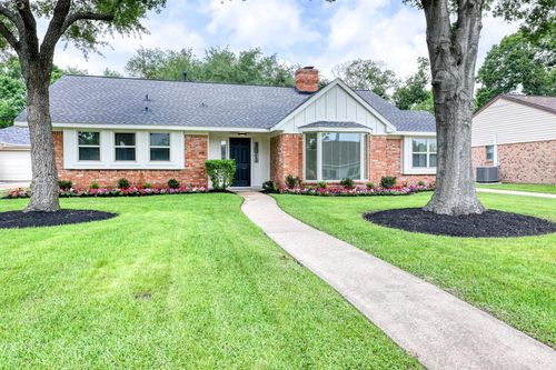 2519 Parana Dr, Houston, TX, 77080-3821 | Card Image