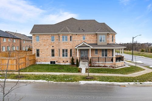 88 Littlewood Drive, Whitby, ON, L1P0H4 | Card Image
