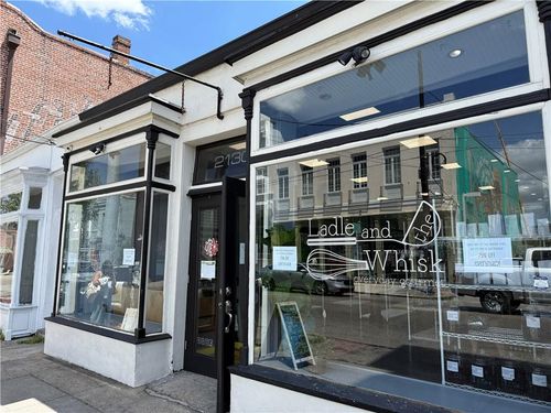 2130 Magazine St, New Orleans, LA, 70130-5046 | Card Image