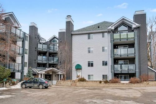 120-10 Sierra Morena Mews Sw, Calgary, AB, T3H3K5 | Card Image