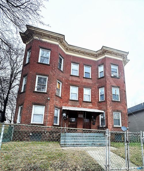 186 Benton Street, Hartford, CT, 06114 | Card Image