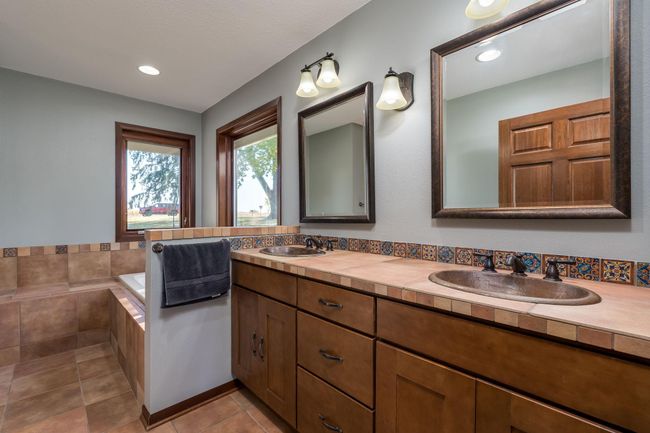 7013 Da Mar Estates-20.jpg | Image 41