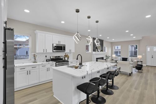 555 Lilley Ave, Columbus, OH, 43205-2428 | Card Image