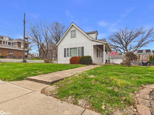 320 N 2nd St, Keokuk, IA, 52632-5911 | Card Image