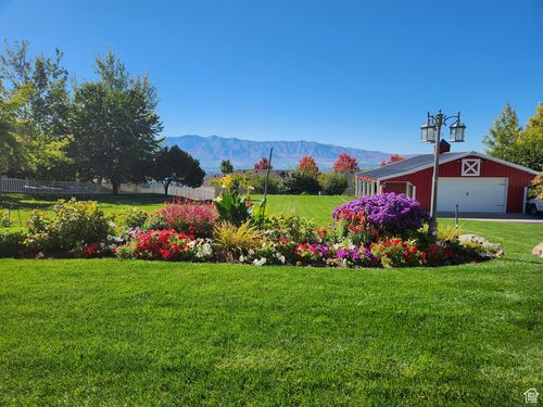 1075 Grandview Dr, Providence, UT, 84332-9405 | Card Image