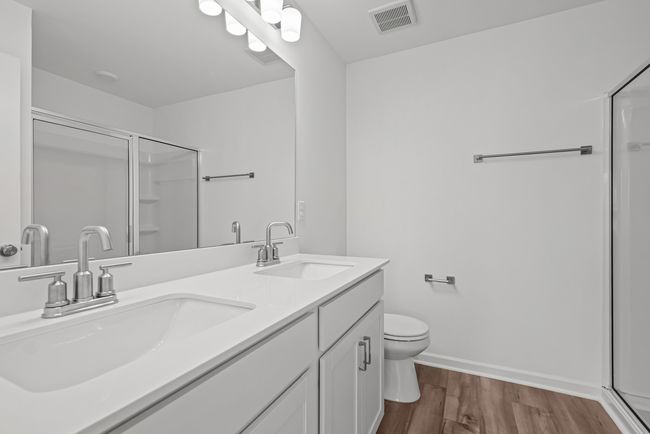 Dual vanities | Image 20