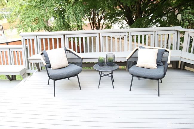 5312 Picnic Point Road, House other with 4 bedrooms, 3 bathrooms and 3 parking in Edmonds WA | Image 23