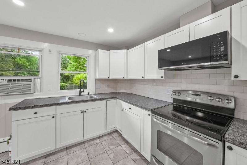 Residential Lease in Hillsborough Twp. 2
