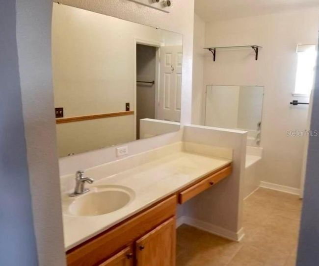 2113 Aitkin Loop, House other with 3 bedrooms, 2 bathrooms and null parking in Leesburg FL | Image 13
