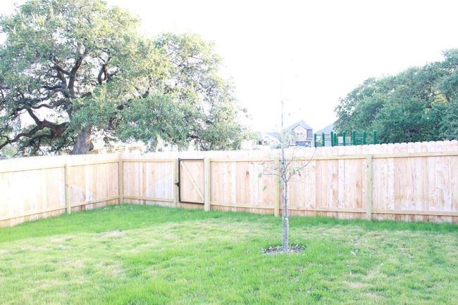 View of yard | Image 20