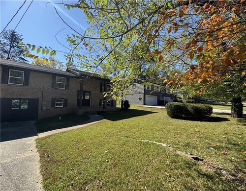 3915 Emerald North Dr, Decatur, GA, 30035-2624 | Card Image