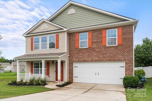 2515 Walnut Forest Dr, Charlotte, NC, 28216-6000 | Card Image