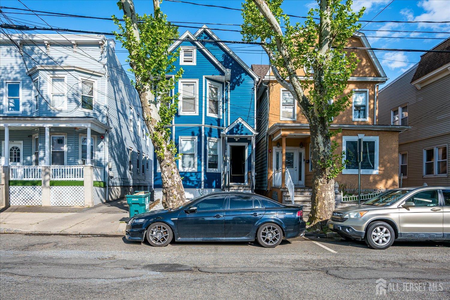 Residential Income in Perth Amboy