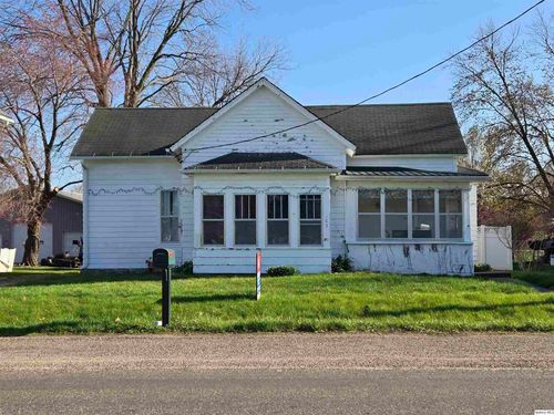 203 E Main St, Clayton, IL, 62324-1412 | Card Image