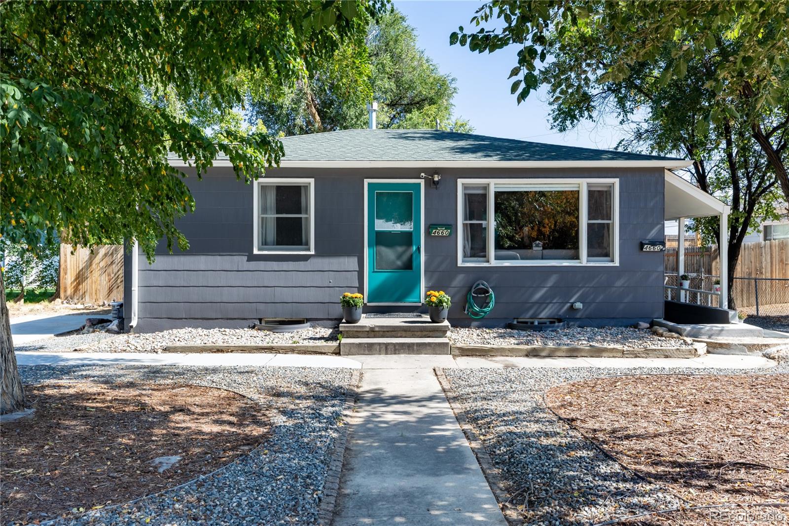 Acoma St, Englewood, CO 80110