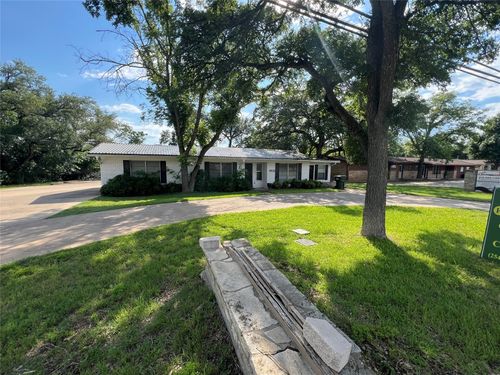 1612 Williams Dr, Georgetown, TX, 78628-3660 | Card Image