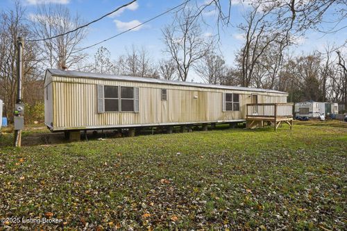 226 Creekside Dr, Shepherdsville, KY, 40165-9153 | Card Image