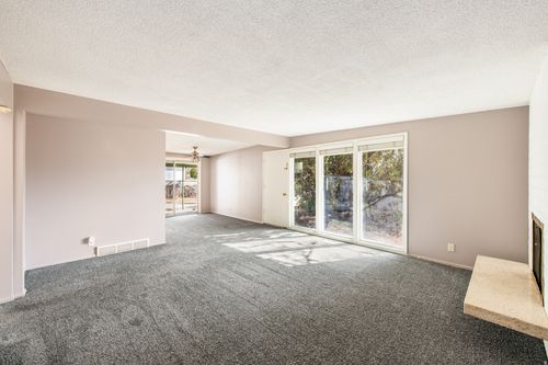 845 E Larkspur Dr, Sandy, UT, 84094-4516 | Card Image