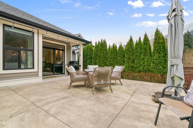 View of patio / terrace featuring an outdoor living space | Image 26