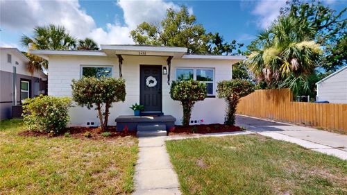 2456 17th Ave S, St Petersburg, FL, 33712-2611 | Card Image