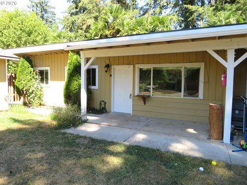 713 Se Englewood Dr, Hillsboro, OR, 97123-4566 | Card Image
