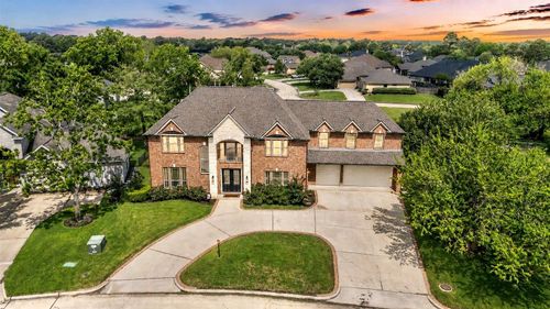 15 Winterhaven Ln, Montgomery, TX, 77356-8325 | Card Image