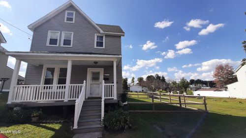 218 Spruce St, Cresson, PA, 16630-2016 | Card Image