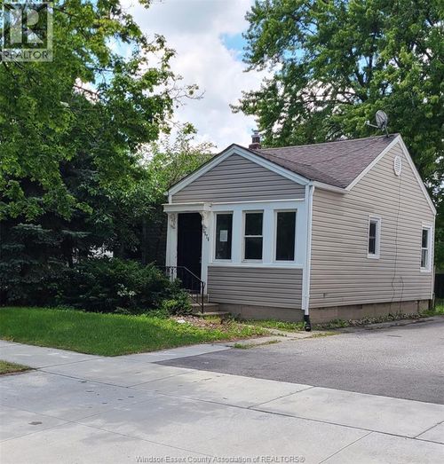 3576 Barrymore Lane, Windsor, ON, N9C1V3 | Card Image
