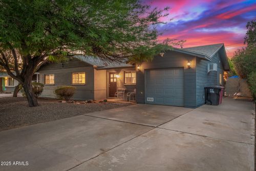 6830 E Cheery Lynn Rd, Scottsdale, AZ, 85251-6817 | Card Image